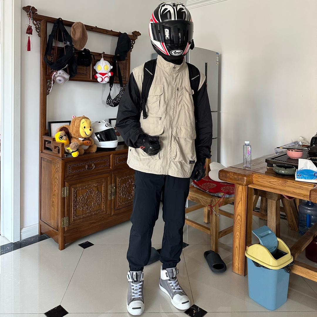 张公子（外卖小哥）