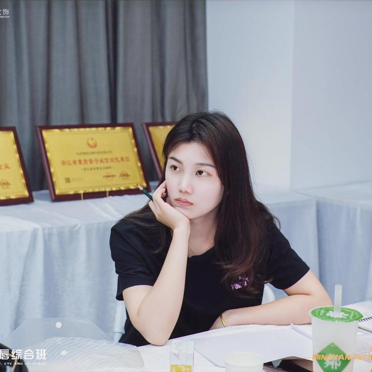 龙湖美业人静静