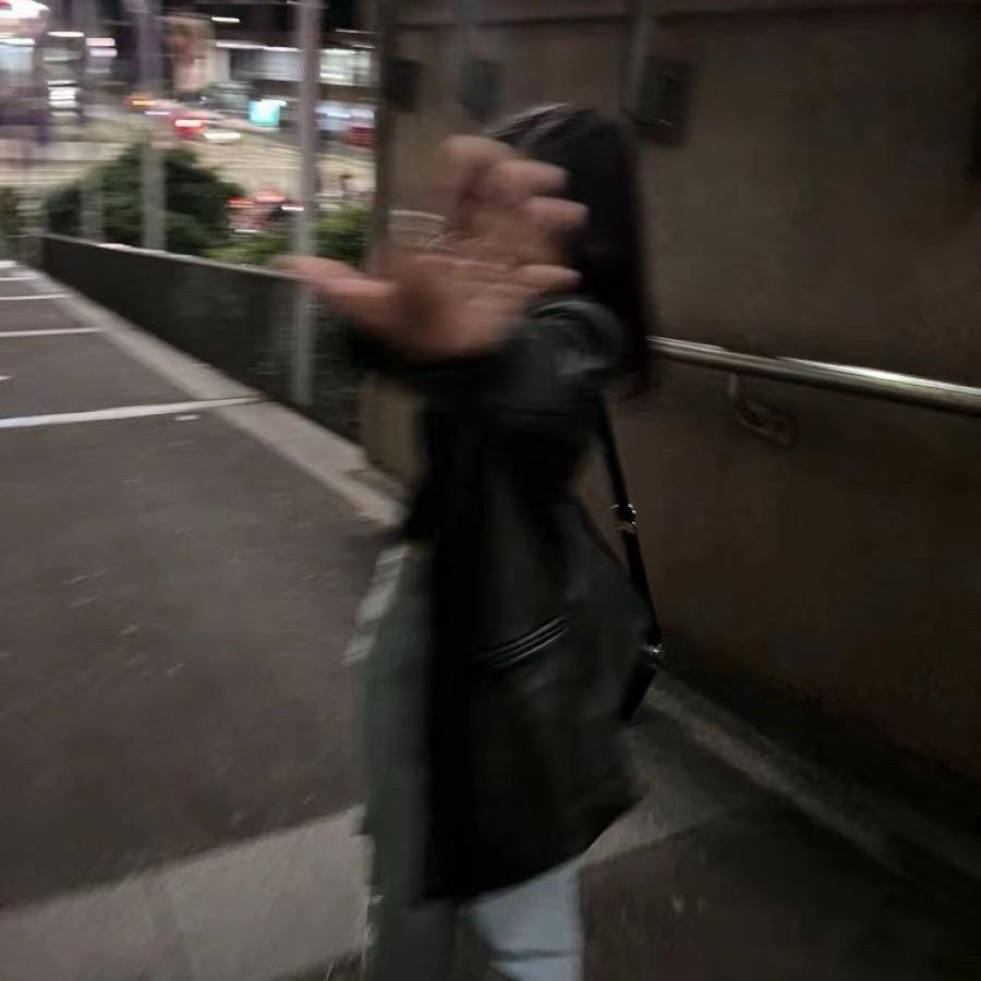 陌生人.