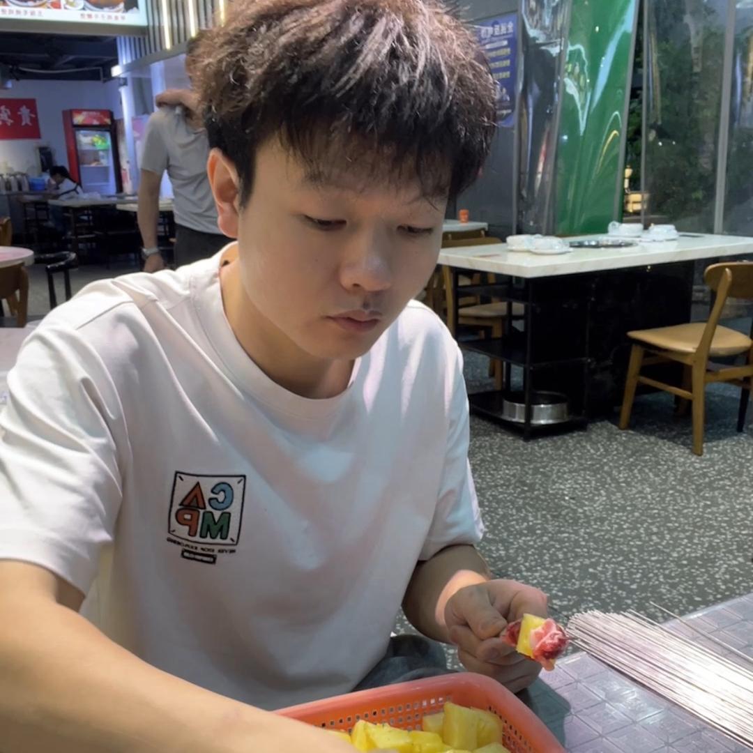 大雷 烧鸡烧烤小龙虾