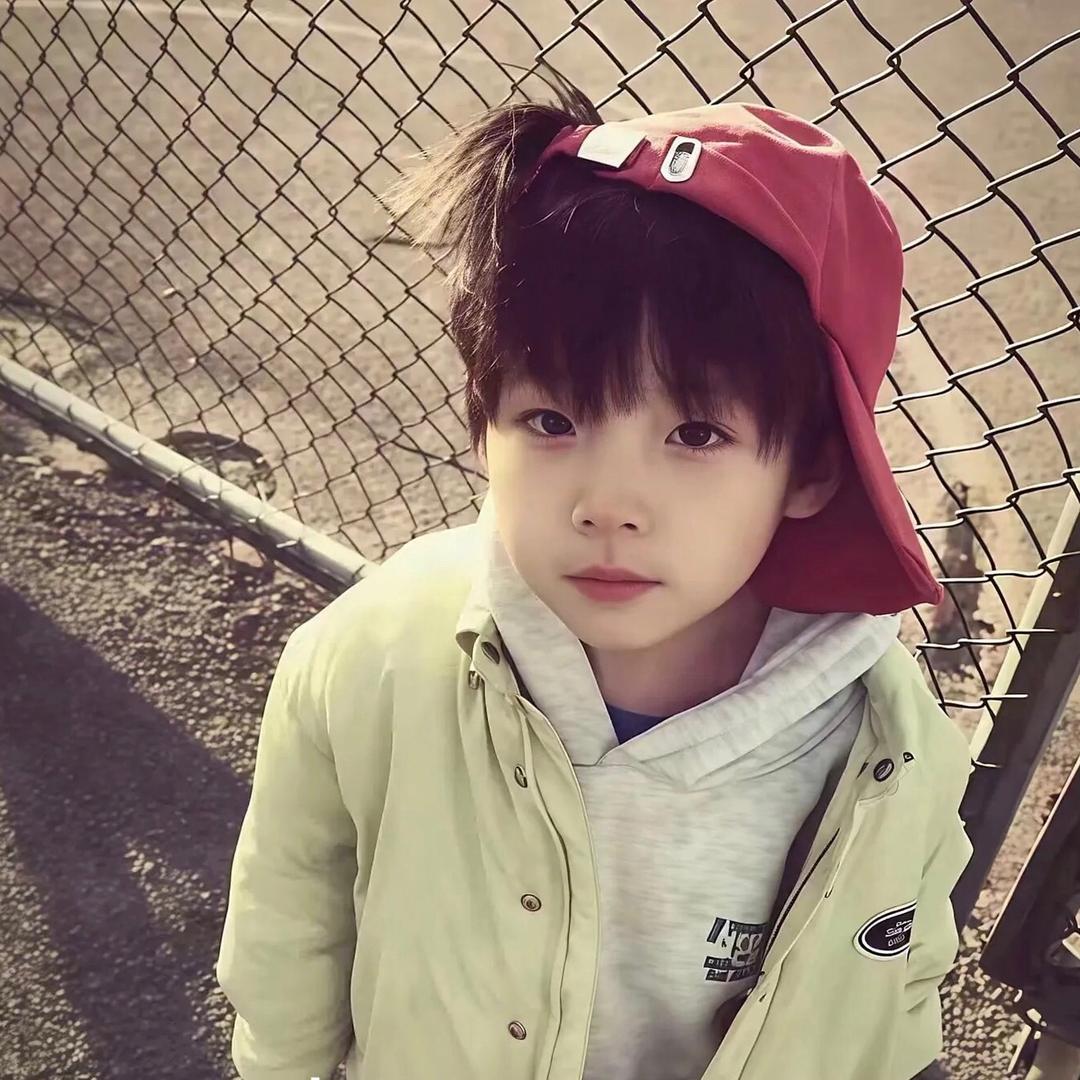 早晚买A6L（努力赚钱中～）