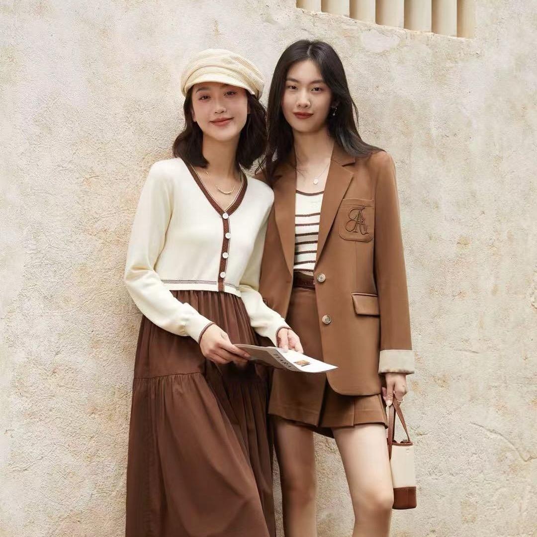 王府井Aitoo.suxi-小杨