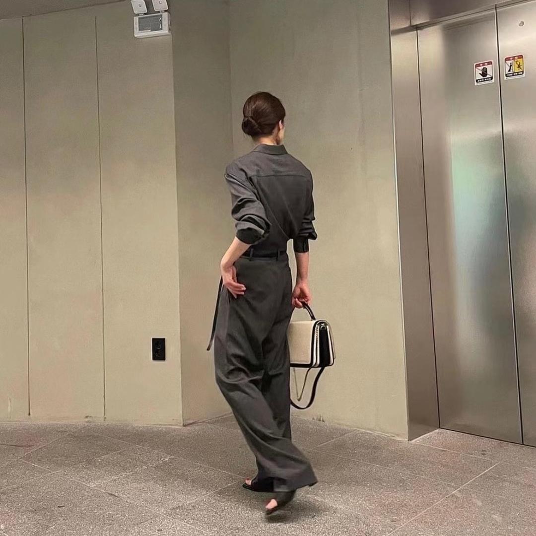 小小易服装店