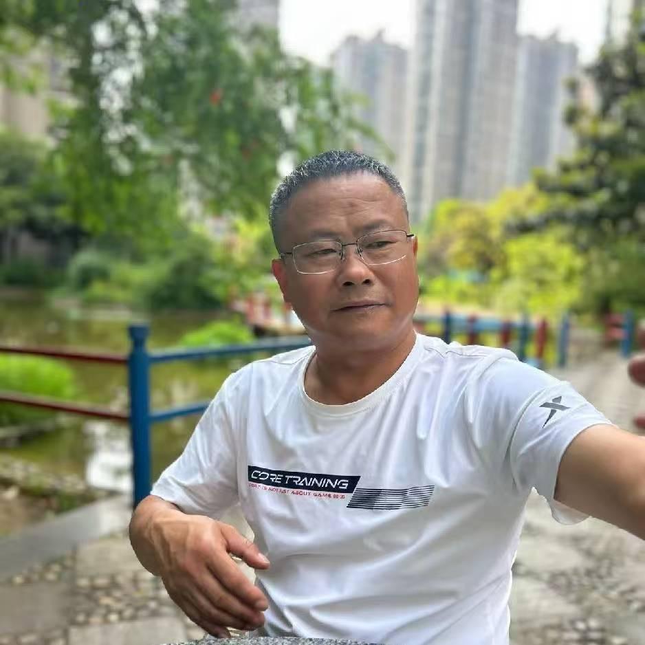 康哥（老男孩）