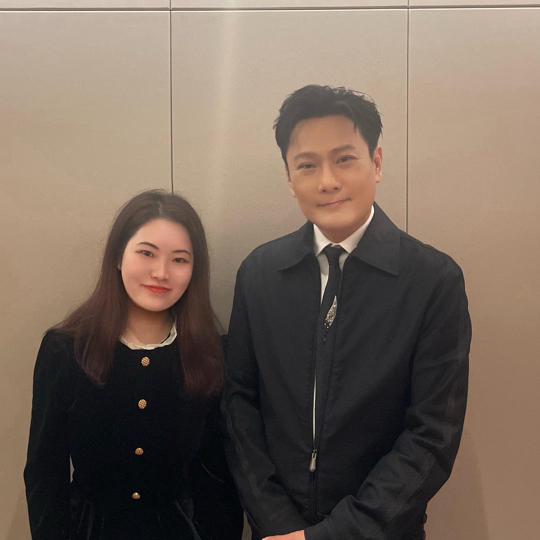 张信哲内定老婆🐰  　🪳