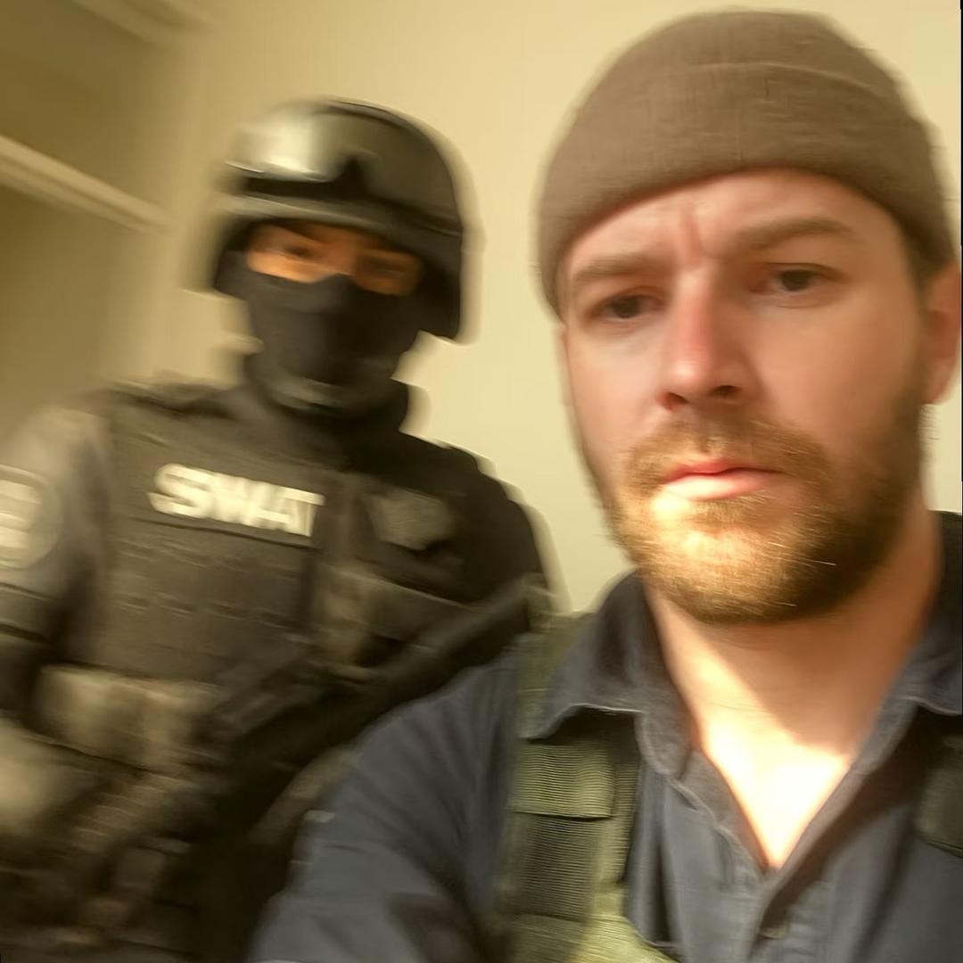 队友望远镜收收