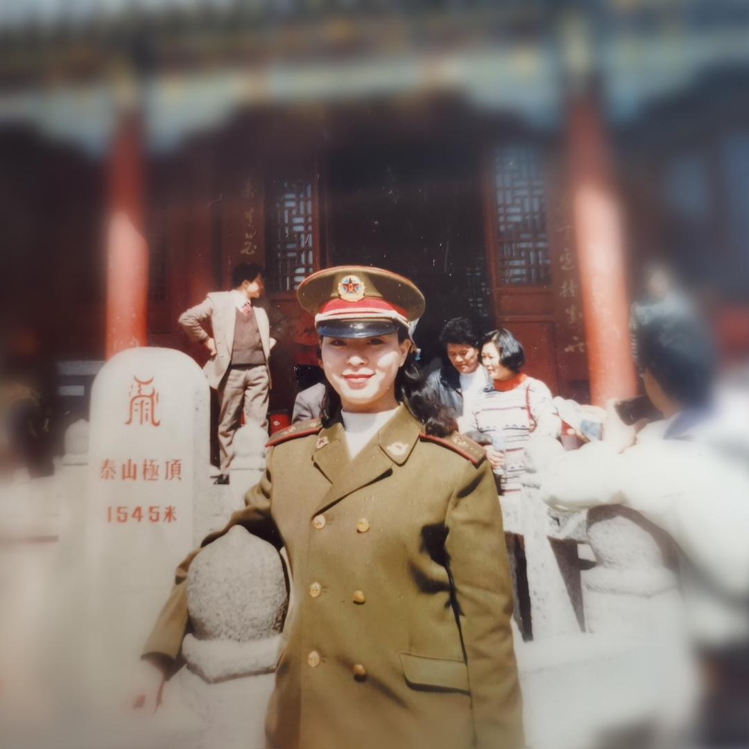 绿色的背影