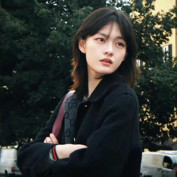 一个少年