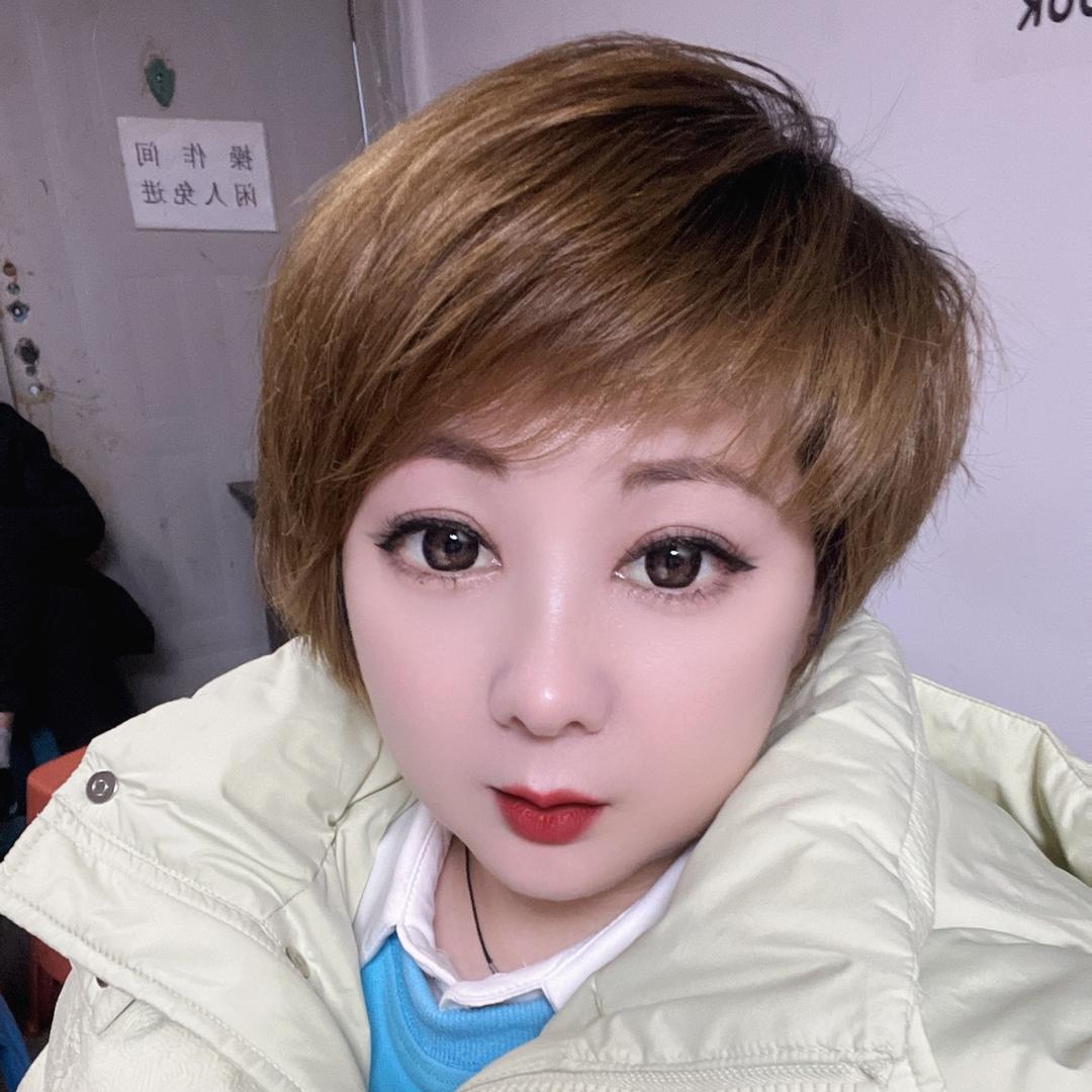 岁月偷走了年华