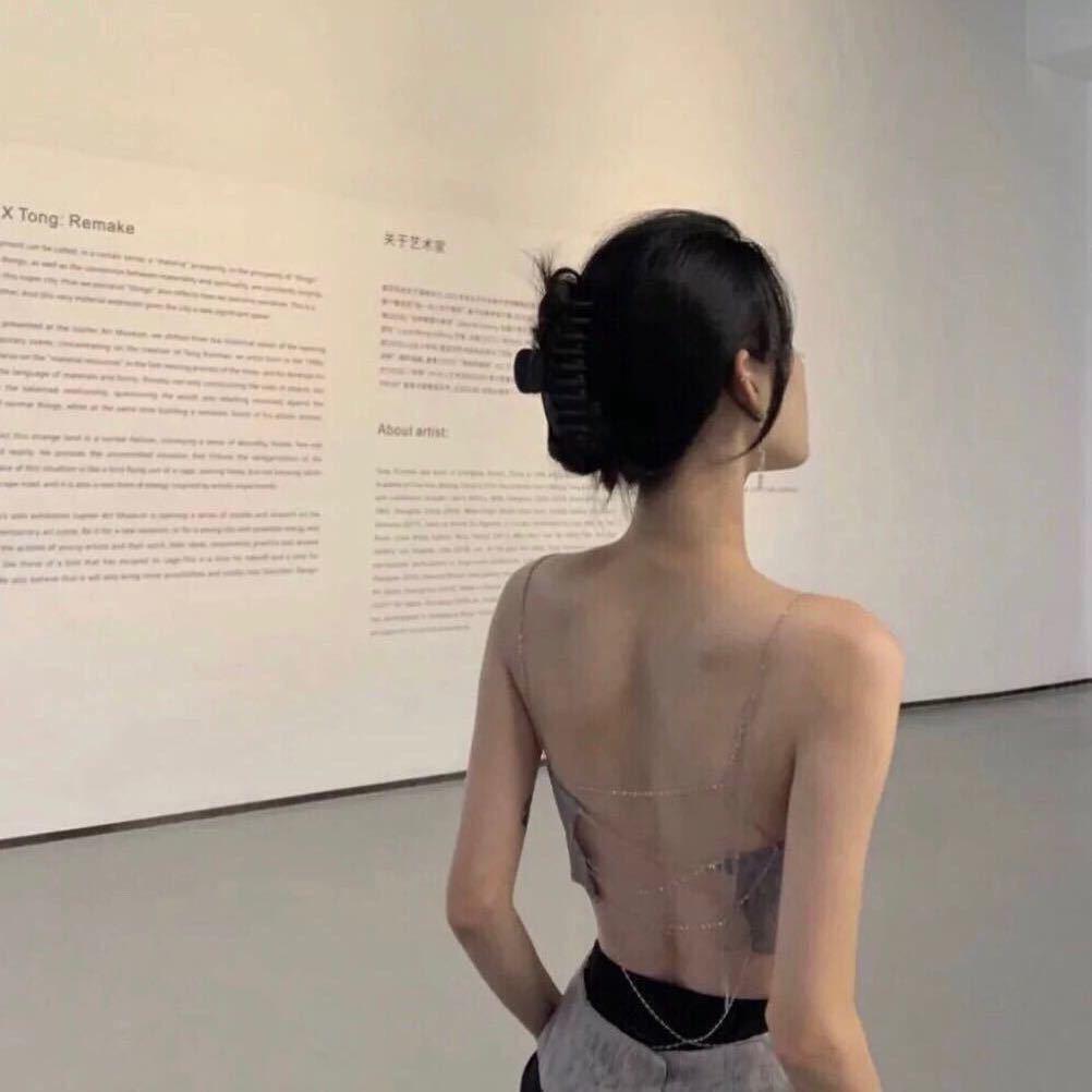 六六.