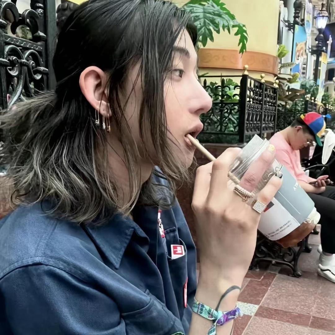 男二