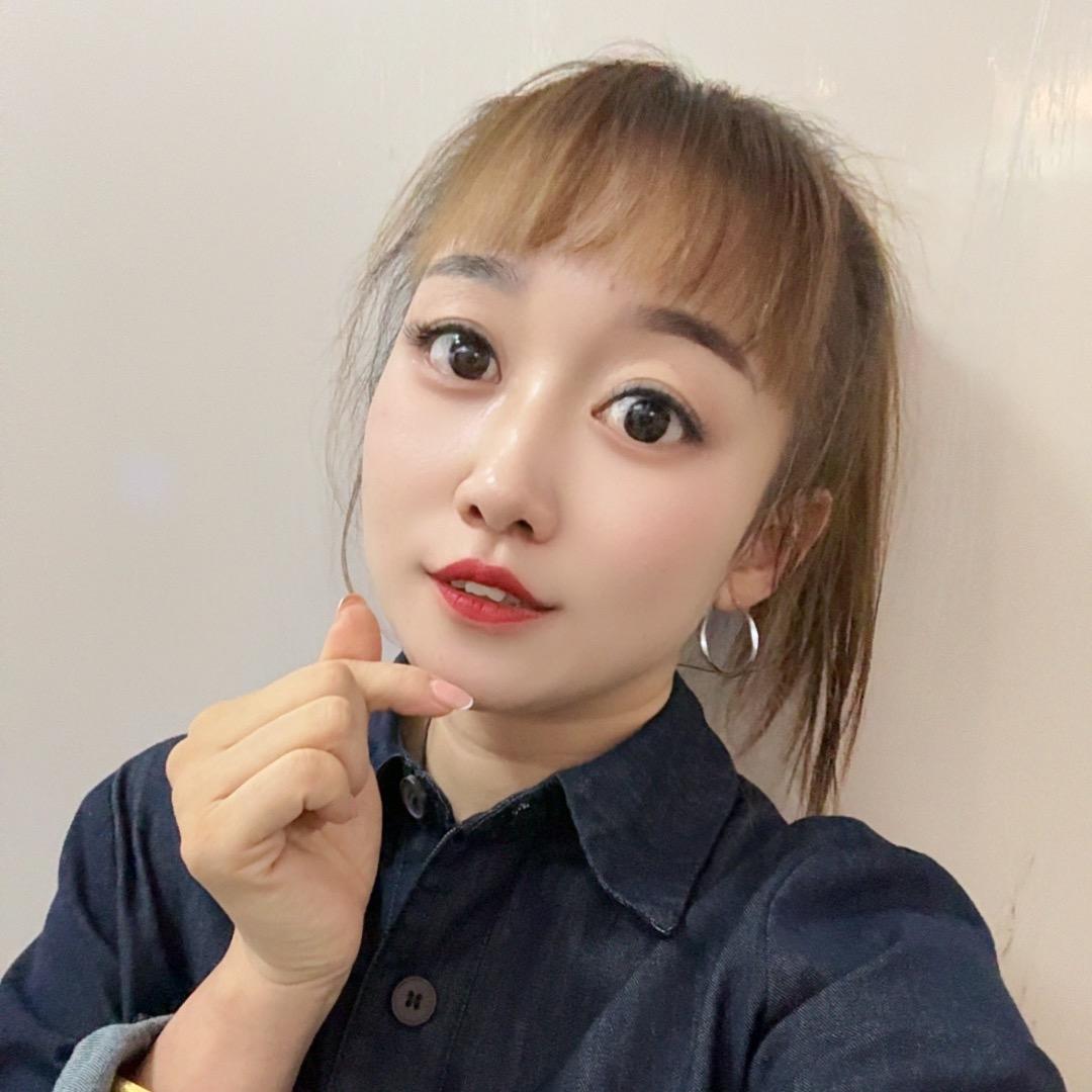 妍妍