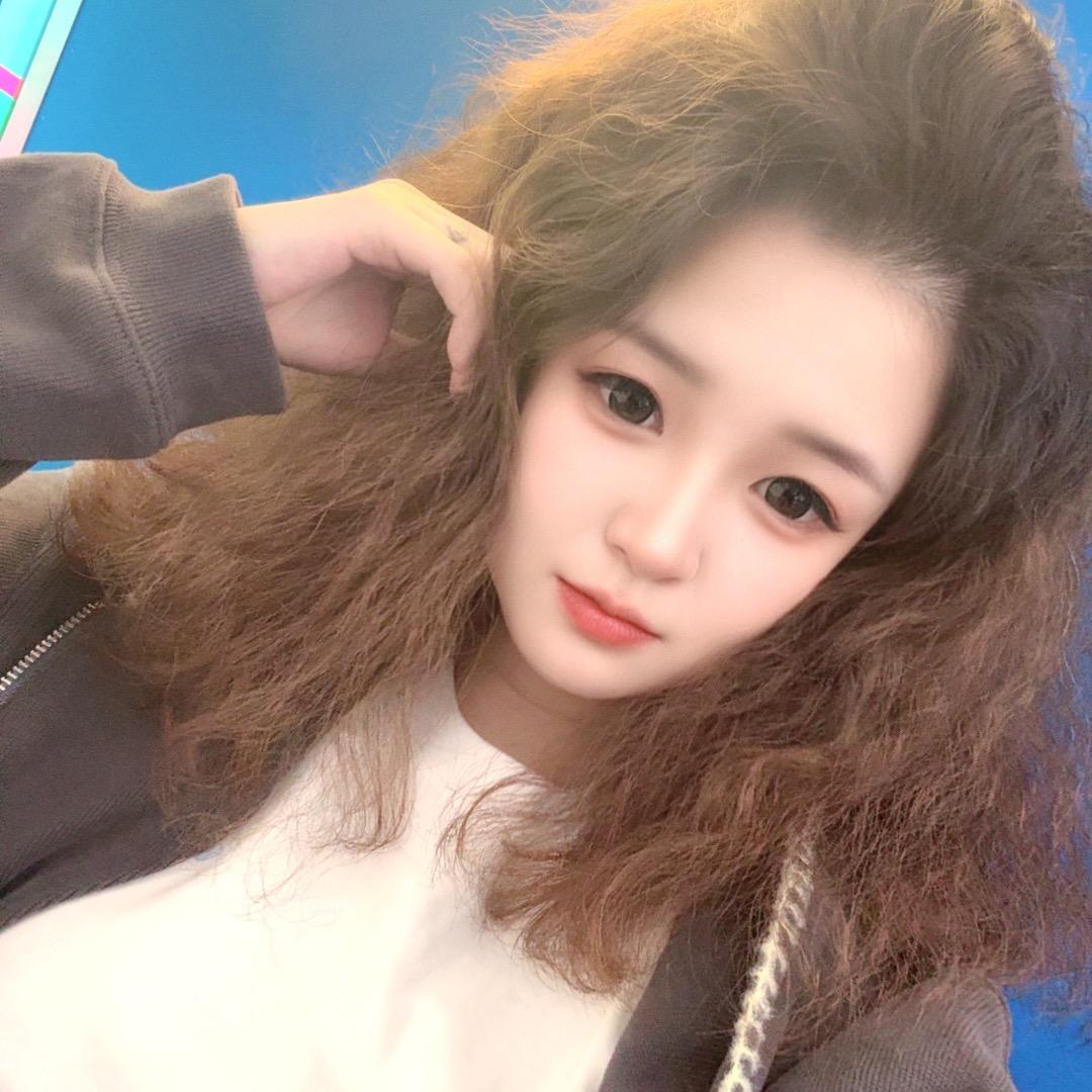 傲娇的宝宝
