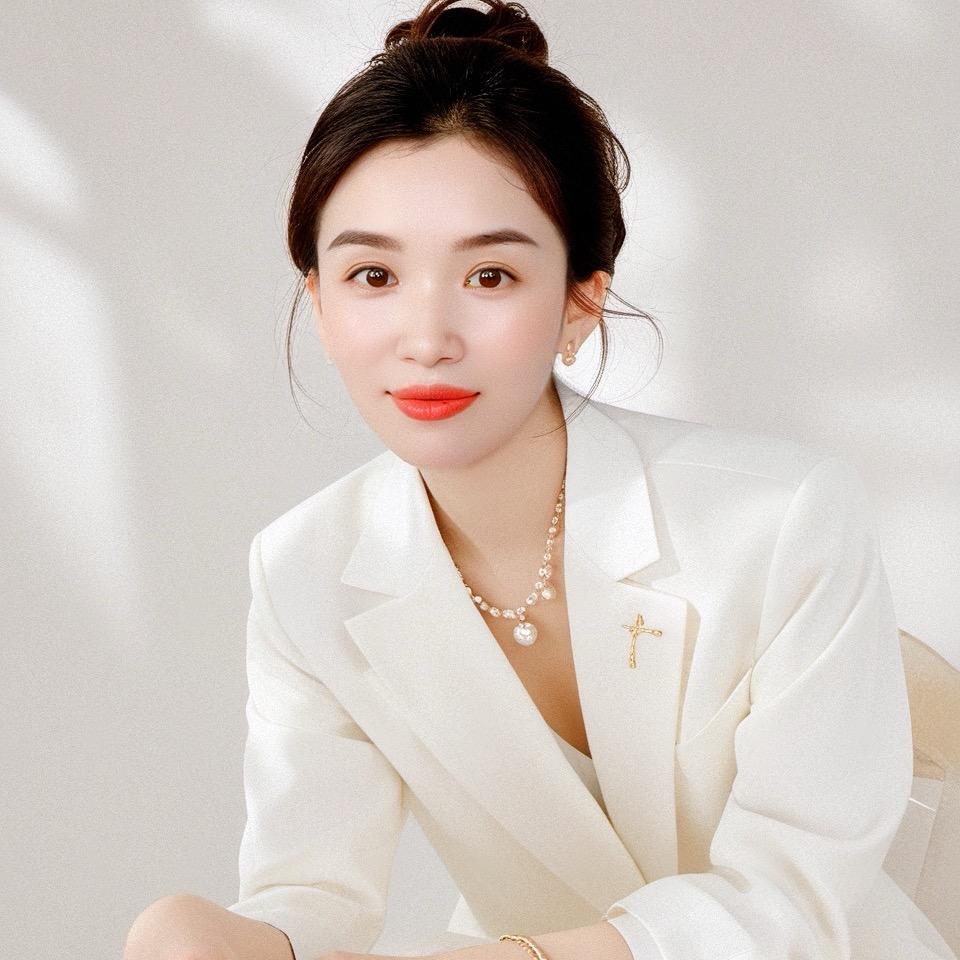 美业 雅芳