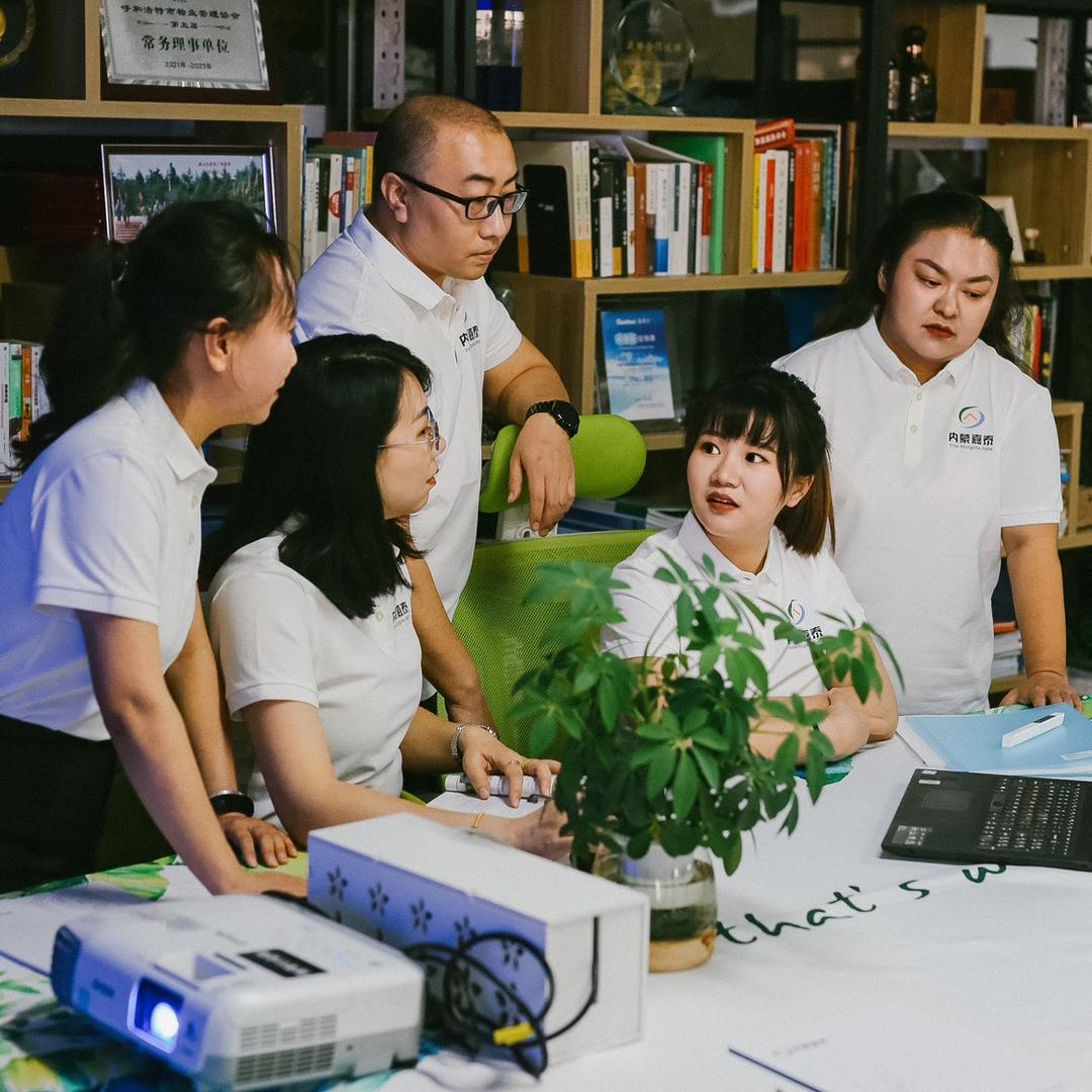 呼市清洁服务_扫地机器_嘉泰清洁用品