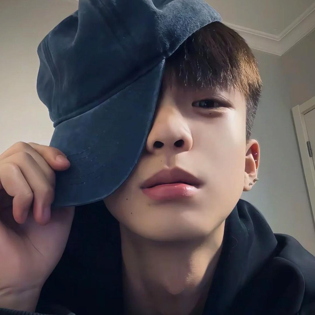 三块三.