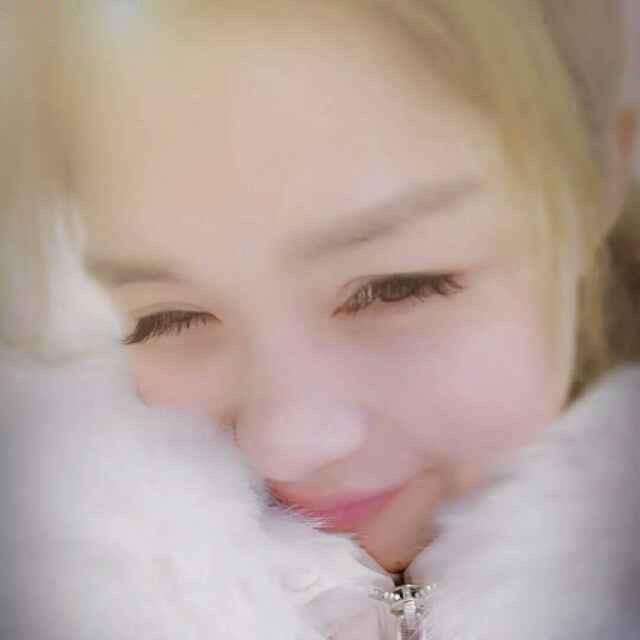 色彩坐标—轩儿蓓蓓女装工作室