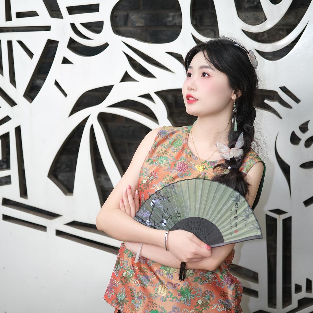 莲遇曦~小馨