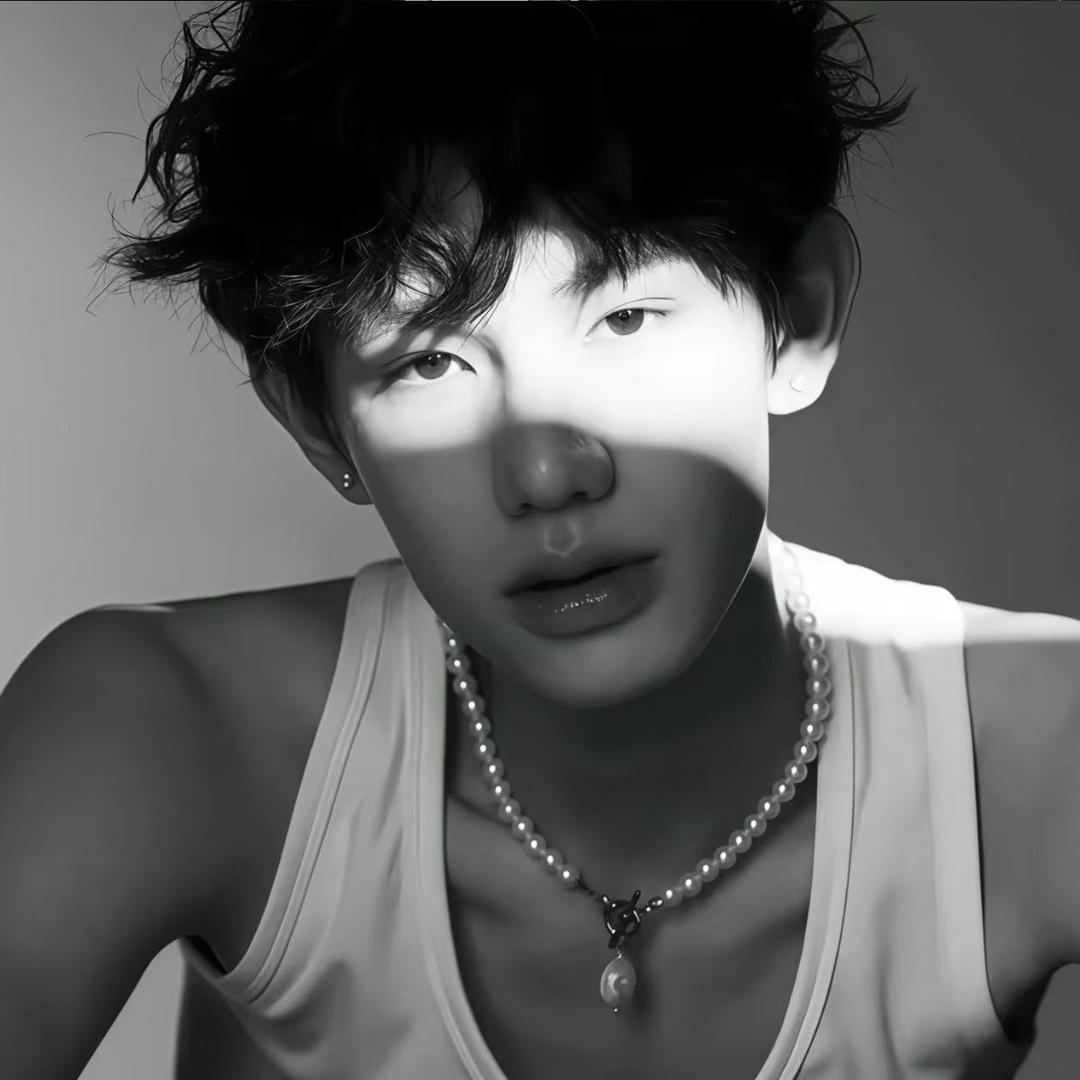 你微笑时好美丶