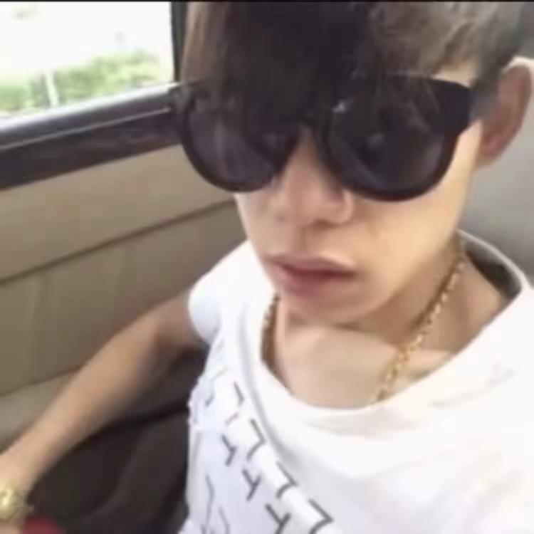 李海翔.