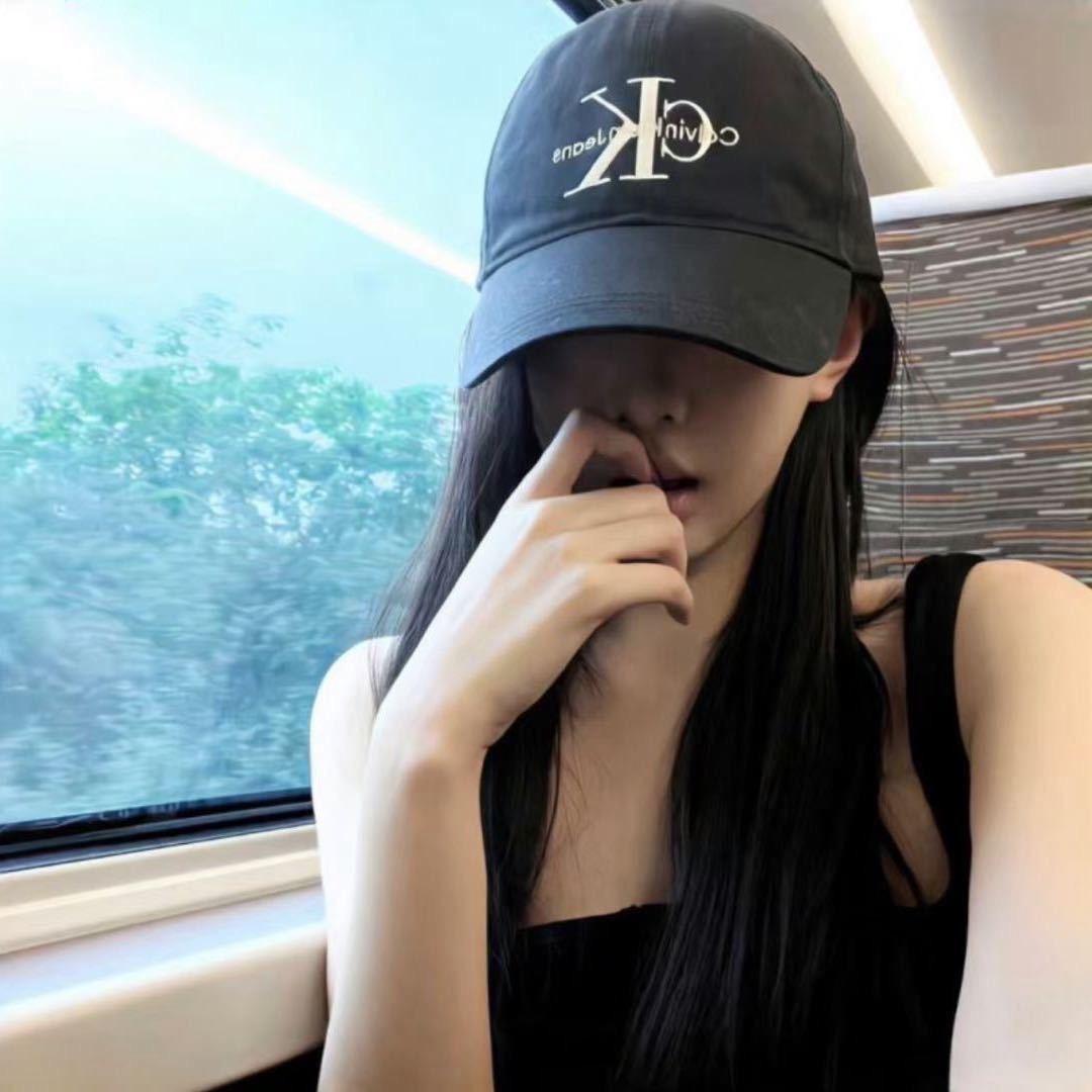 爱喝冰可乐🥤