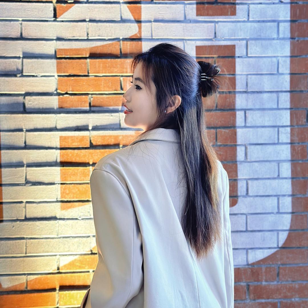 黑光小鹿🐰