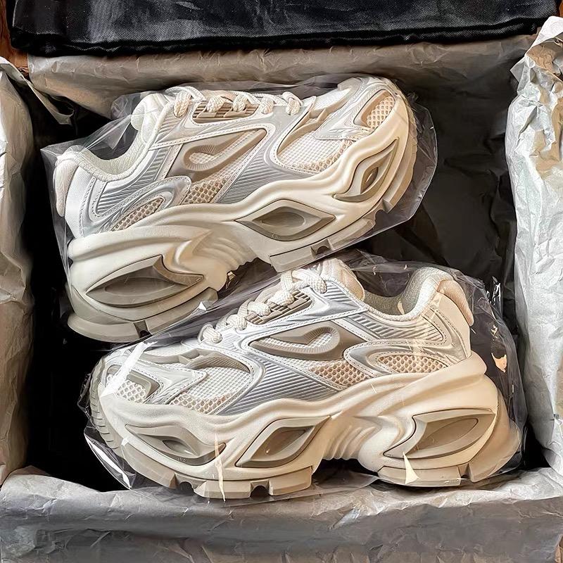 俩乞丐轻奢女鞋