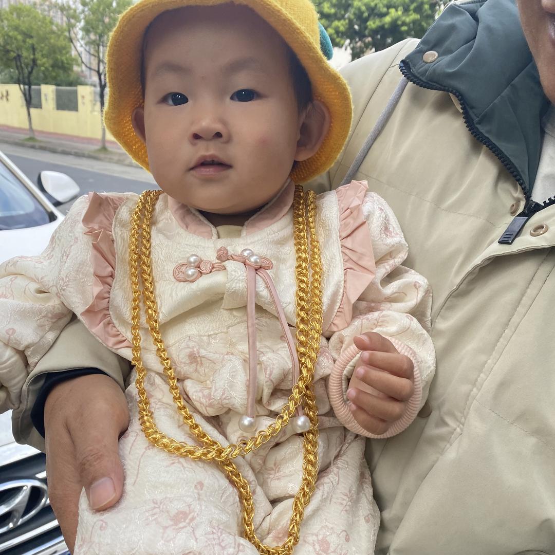 成都小马首饰洄购