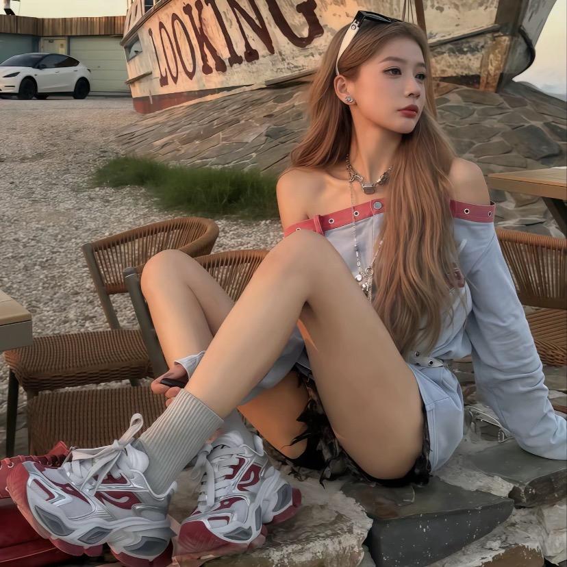 梨涡小姐穿搭