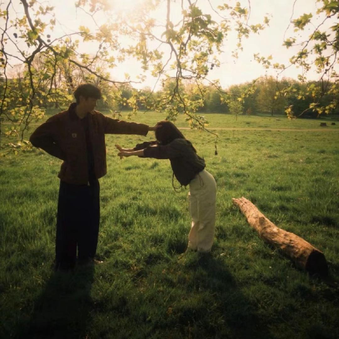 ㅤ ㅤㅤㅤ 日尧