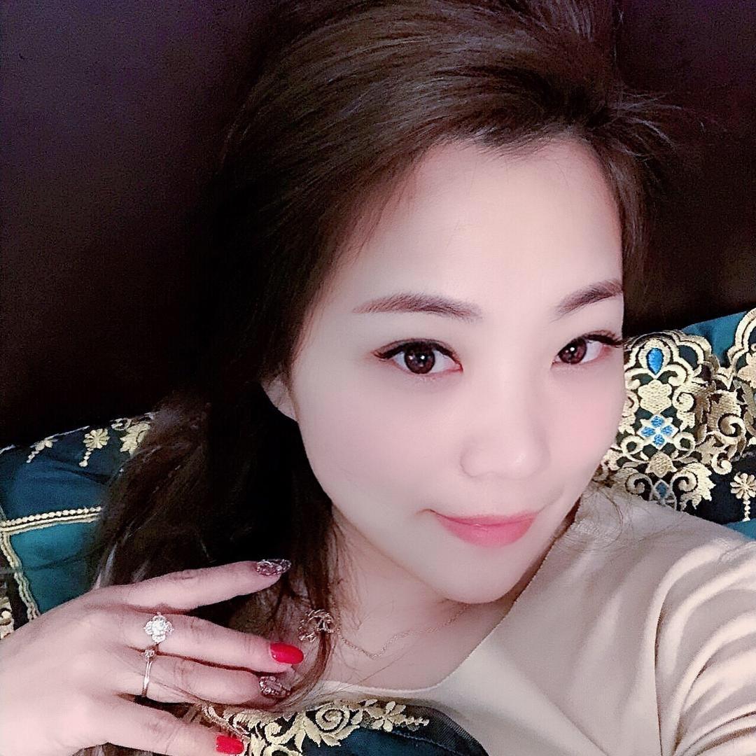 玥淇程钰见美大儒世家店