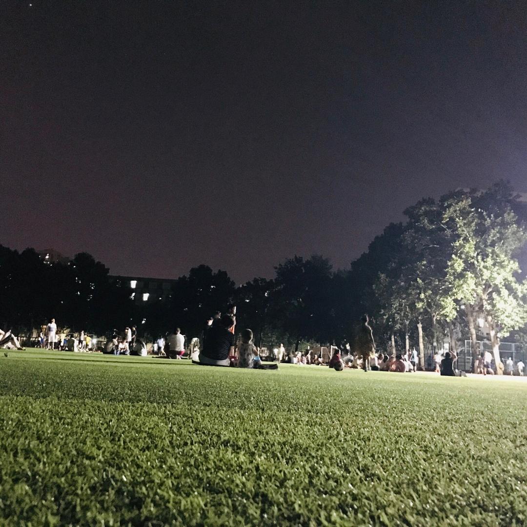 老弟来了
