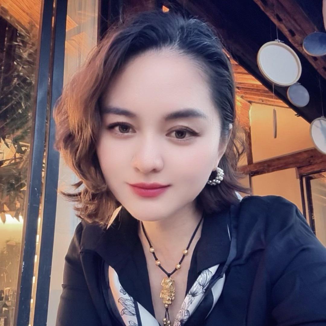 佳燚yi