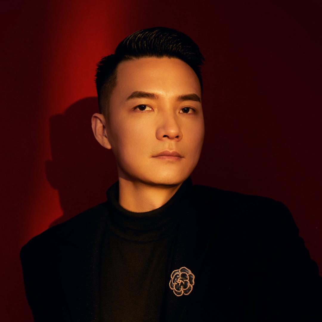 亿白晓生