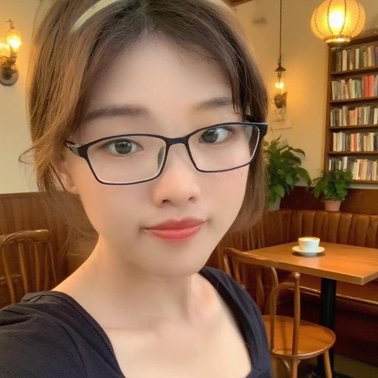 瑶瑶很乖吖