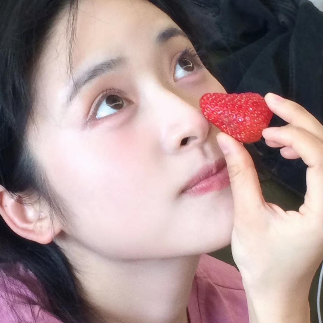 小🐟不长黑眼圈