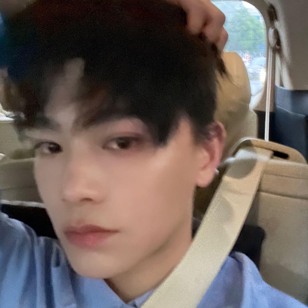 小杨爱兮兮（见过丁禹兮两次版）