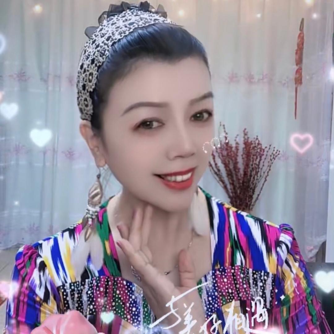 笑笑新疆舞(服装工厂）