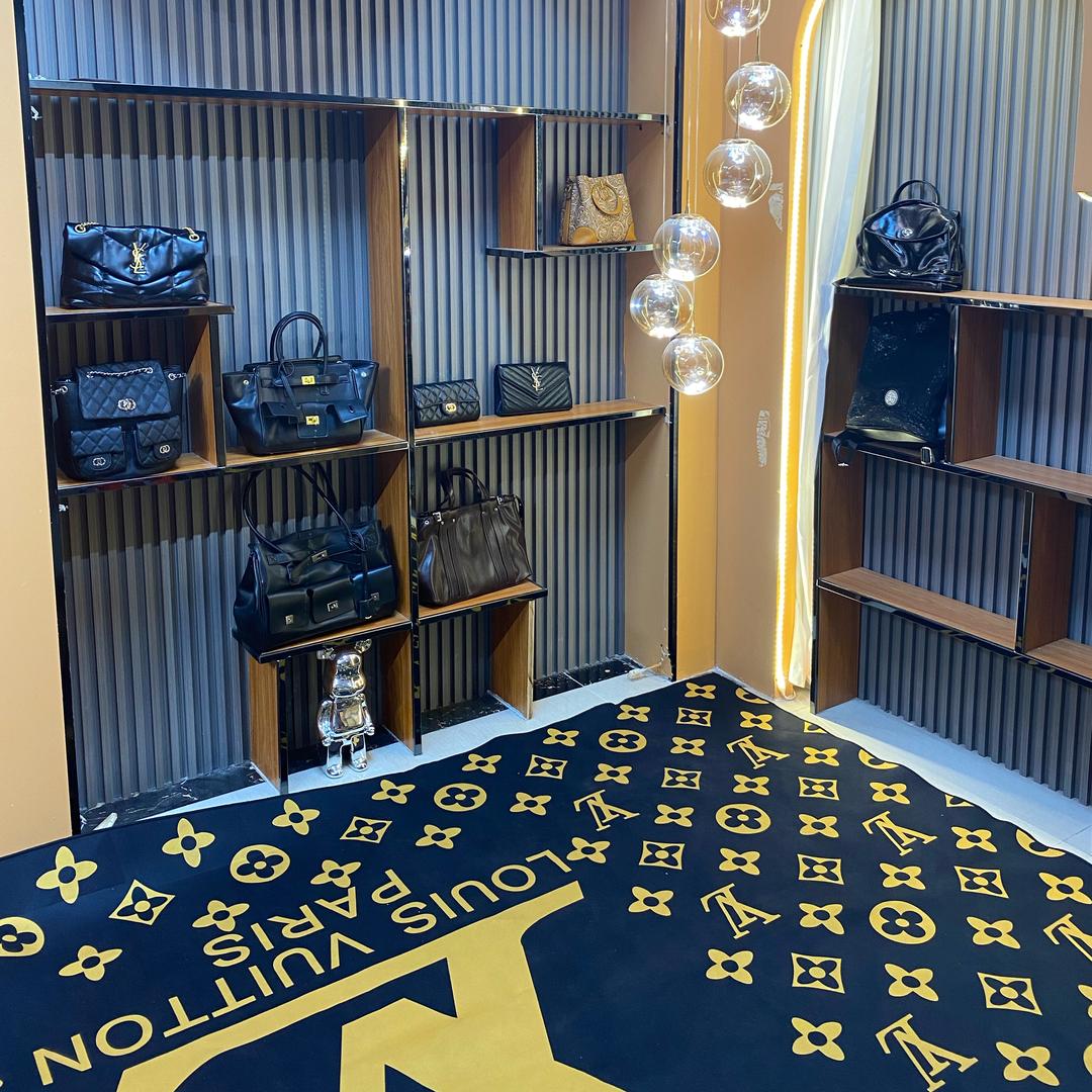 我不是包神、欣欣