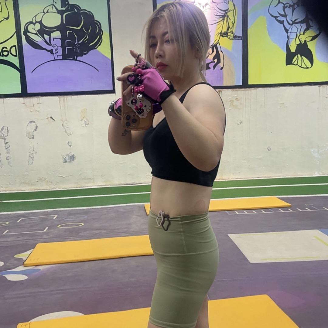 薇，跑了个寂寞