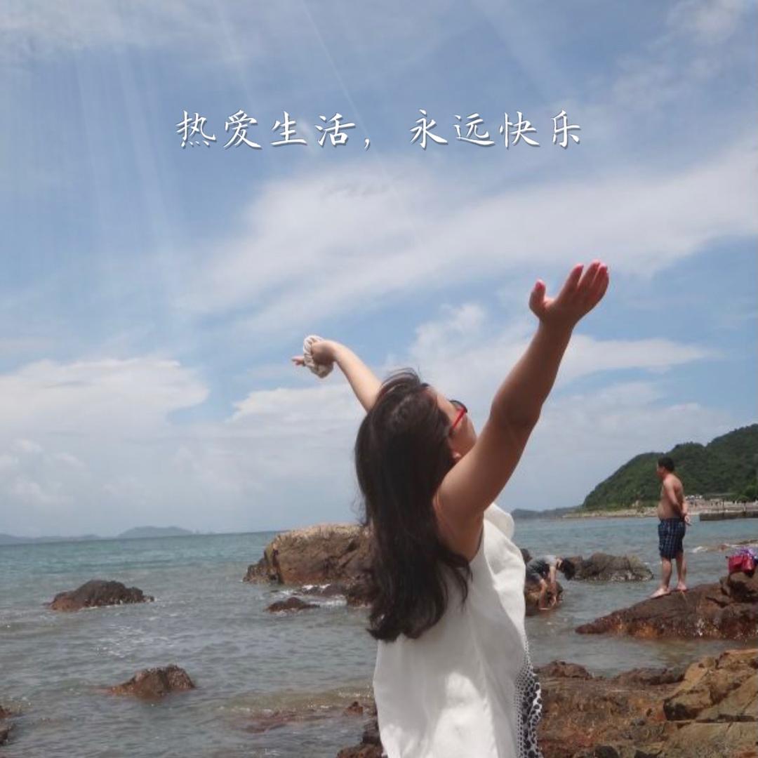 Emma Ho @美妆美甲&国际贸易