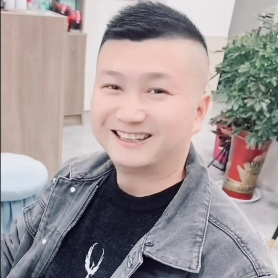 俊哥 老舅
