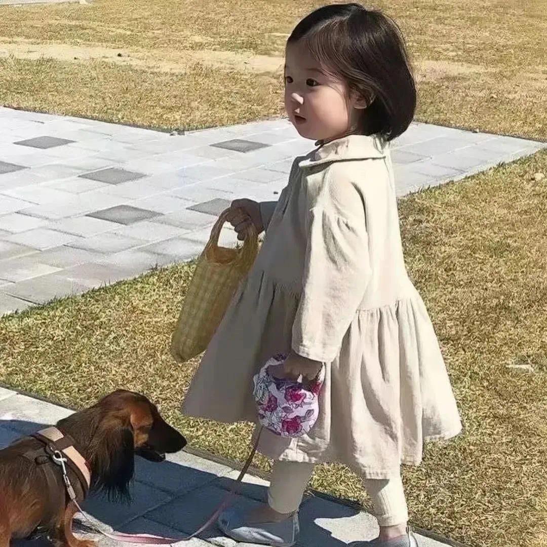 莹莹.