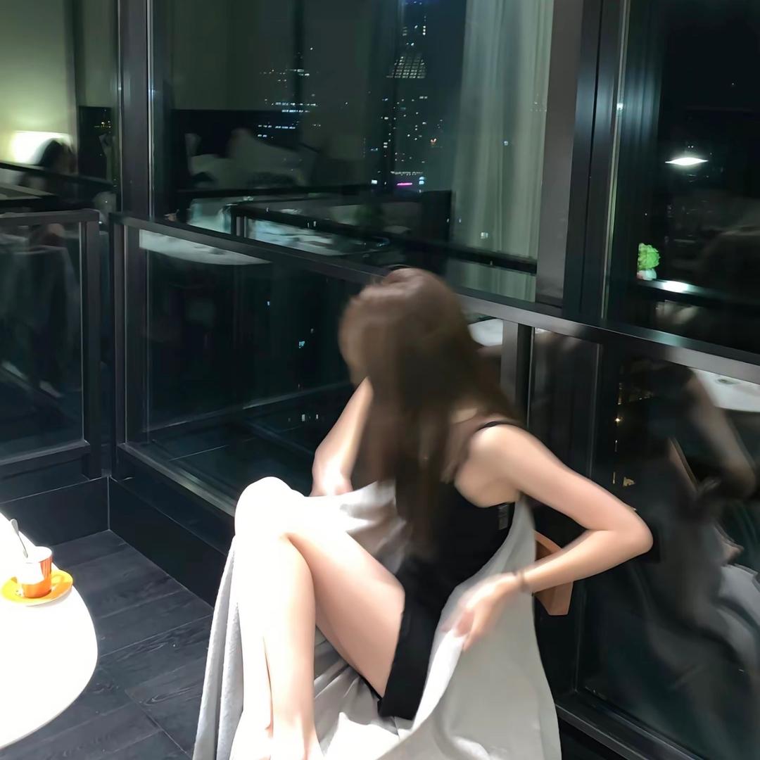 哼