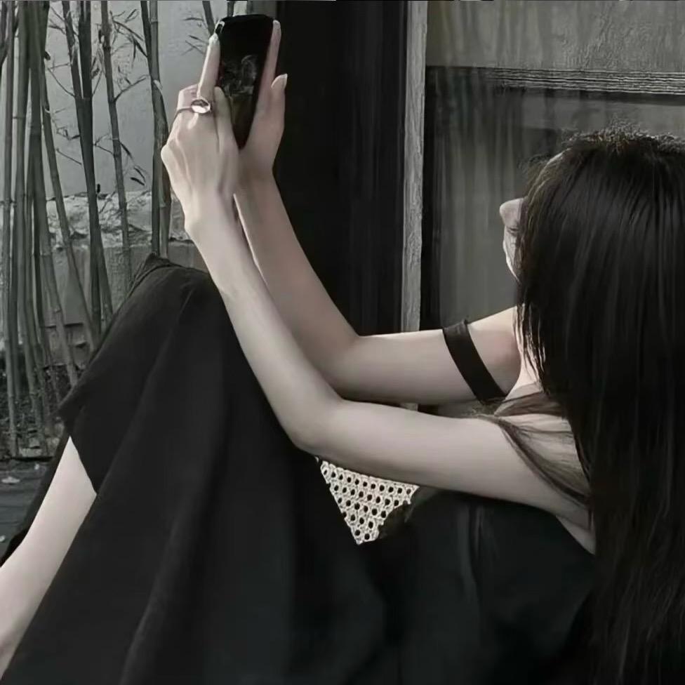 (›´ω`‹ )与我无关，