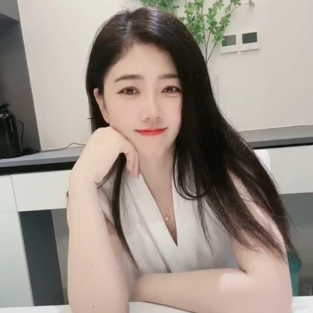 欣 儿