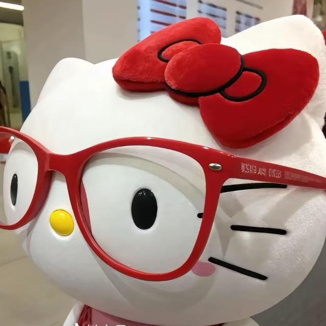 胡图图cos女仆勾引壮壮妈