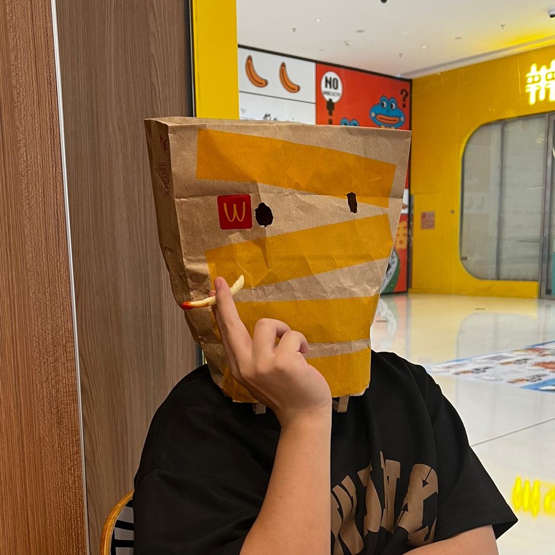 陈卷卷