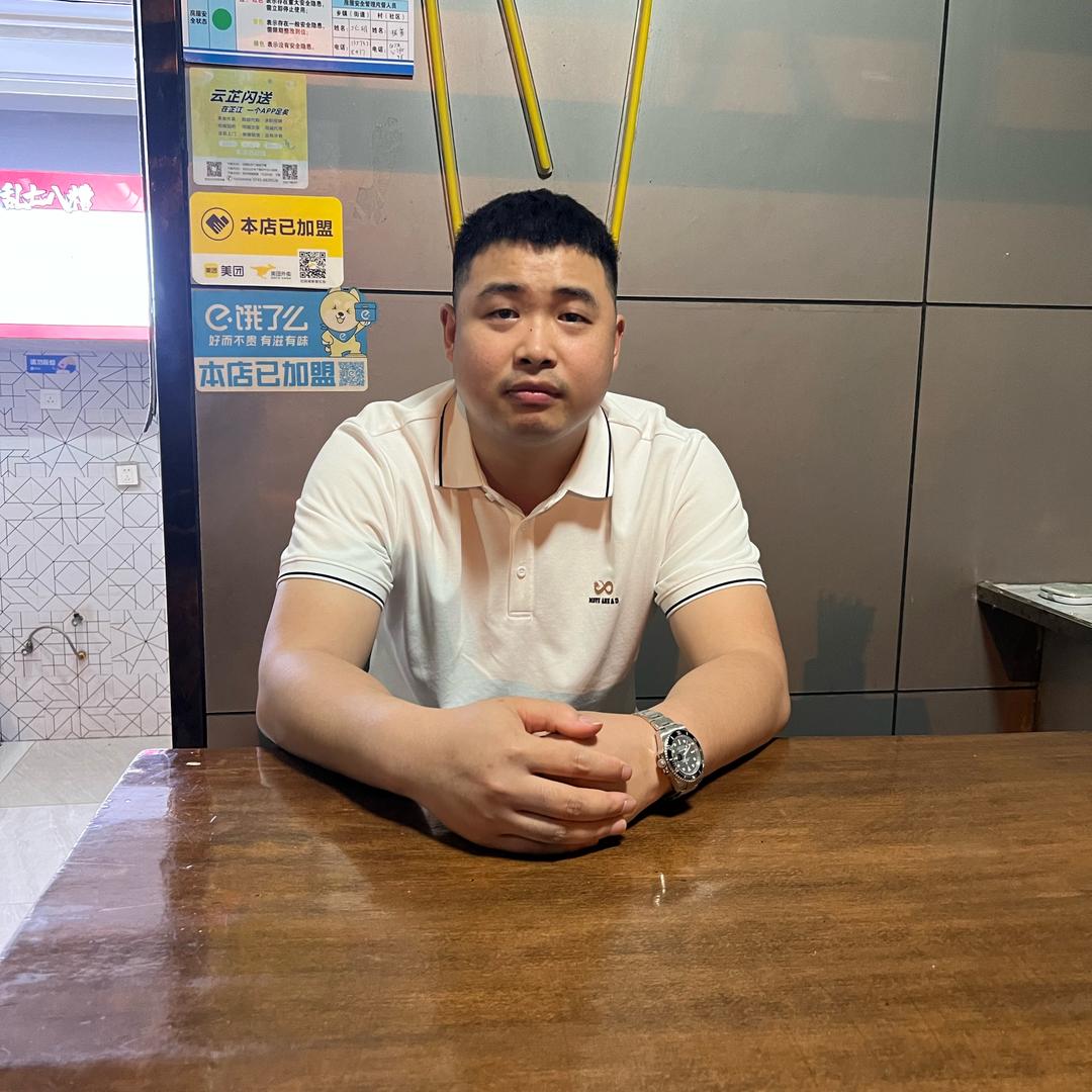 体育场的乱七八糟
