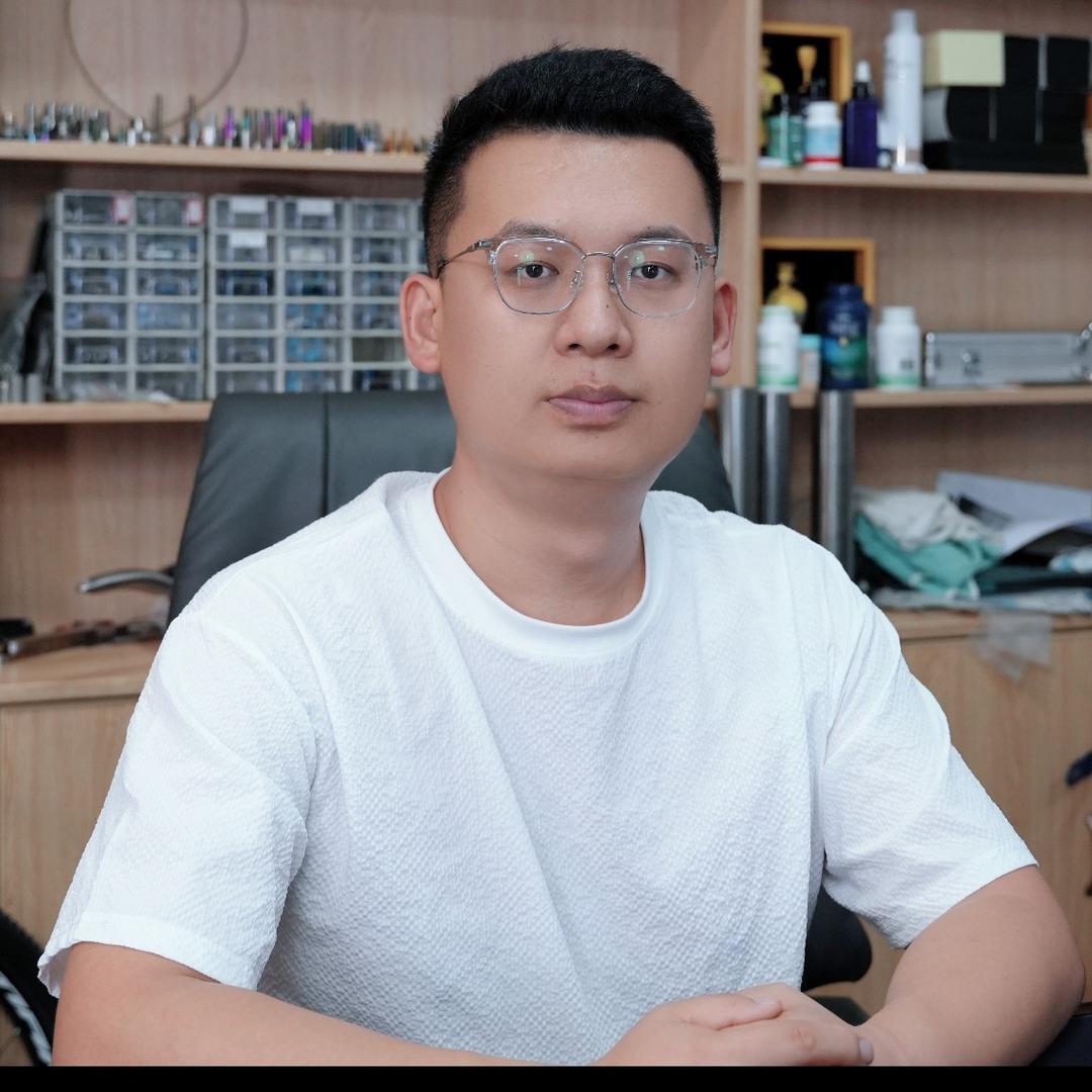 袁建国（德鑫钛业）